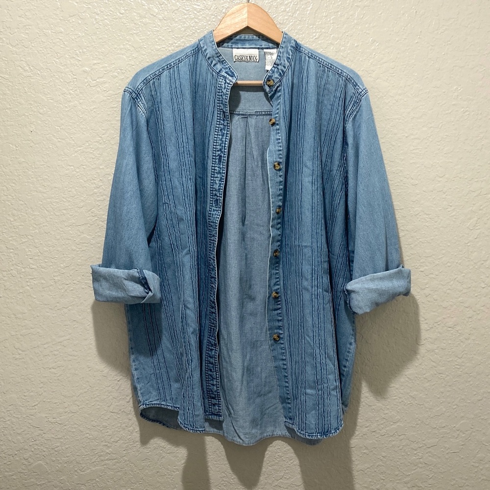 Vintage Casey & Max Ribbed Front Blue Denim Button-up, size L